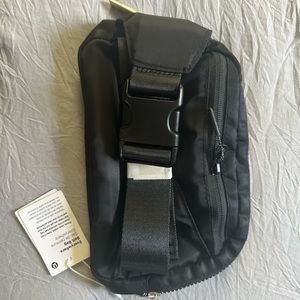 Bran new everywhere belt bag